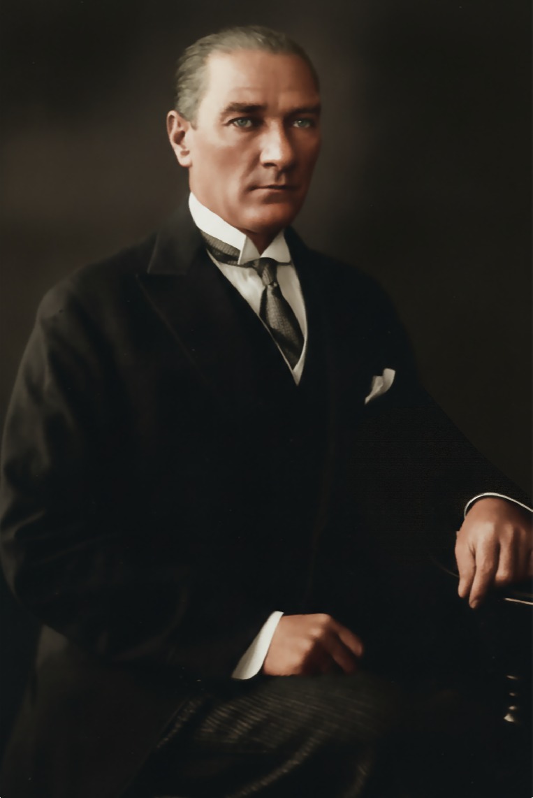 ATA 111 - ATATÜRK POSTERİ