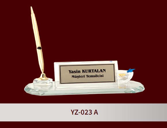 YZ-023 CAM MASA İSİMLİĞİ